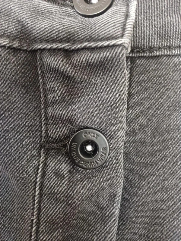 Black denim skirt by ONLY size 38 – photo 3
